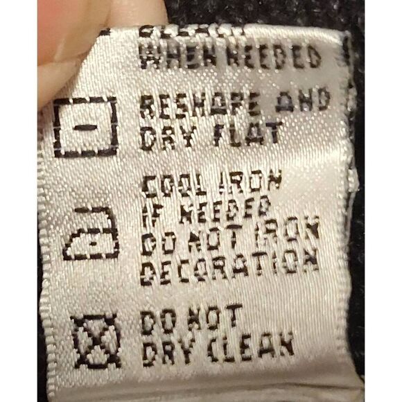 NWT Christmas/holiday Sweater Cardigan w Stockings Bows Golden vines buttons Siz - Picture 10 of 13